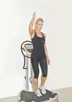 Step over with single arm overhead hand driver 1