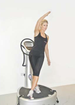 Step over with single arm overhead hand driver 2